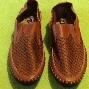 NWOT Fashion flat, size 46